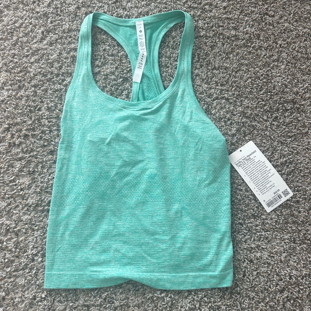 Lululemon Swiftly Tech Racerback Tank 2.0 Race length - Size 6